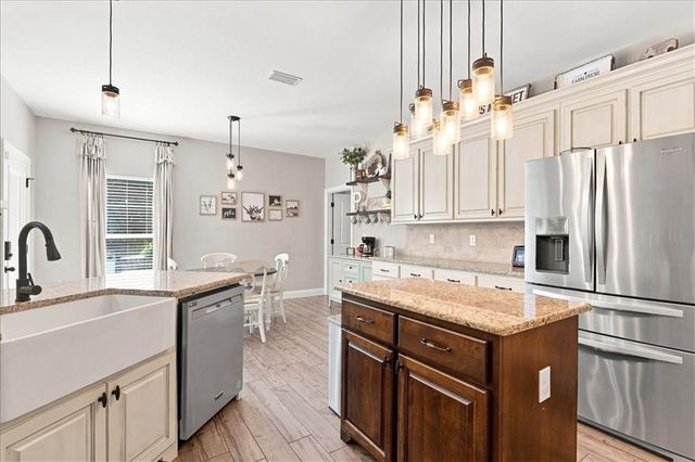 8437 Jim Mcneil Loop Road W, Grand Bay, AL 36541