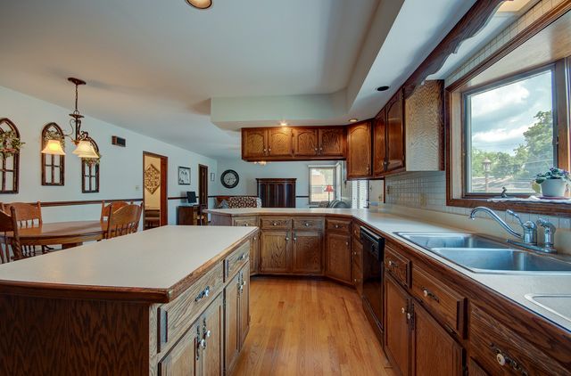 900 Mason Avenue, Joliet, IL 60435