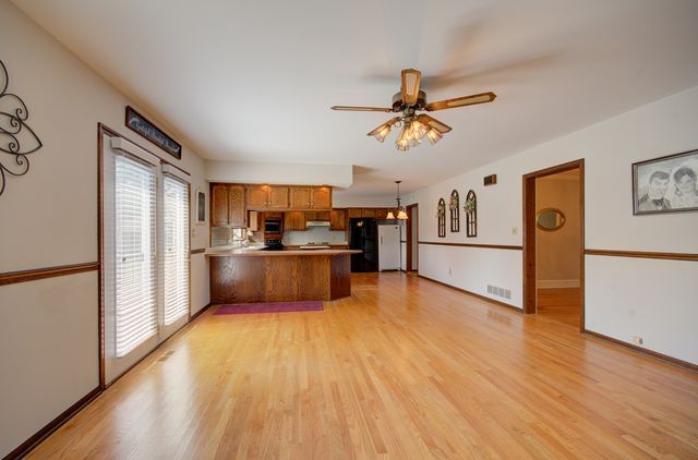 900 Mason Avenue, Joliet, IL 60435