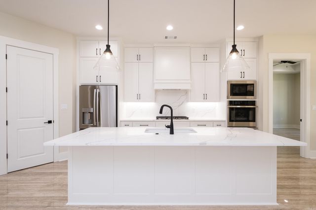 131 Kinley Loop, Little Rock, AR 72223