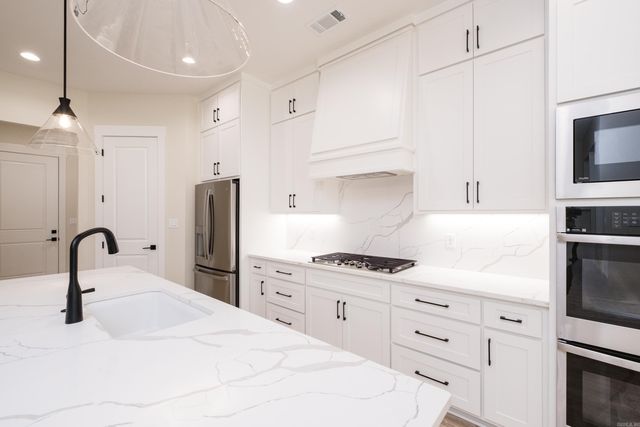 131 Kinley Loop, Little Rock, AR 72223