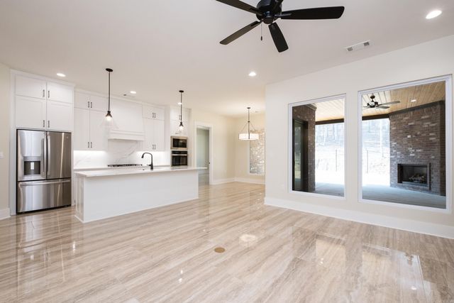 131 Kinley Loop, Little Rock, AR 72223