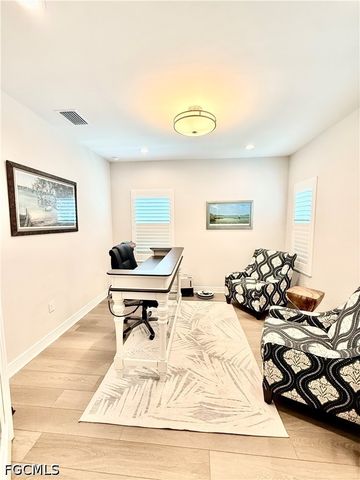 3050 Heritage Pines DR, Fort Myers, FL 33905