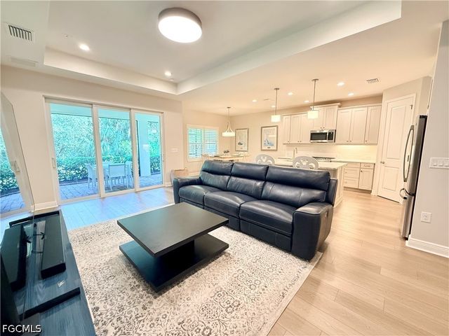 3050 Heritage Pines DR, Fort Myers, FL 33905