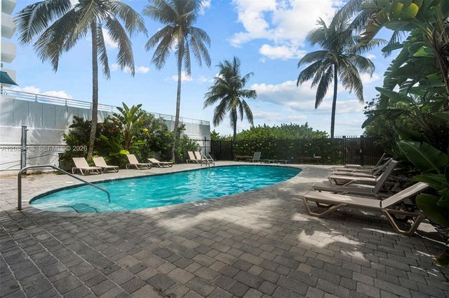 335 Ocean Drive 106, Miami Beach, FL 33139