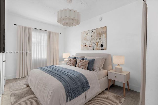 335 Ocean Drive 106, Miami Beach, FL 33139