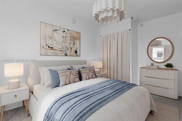 335 Ocean Drive 106, Miami Beach, FL 33139