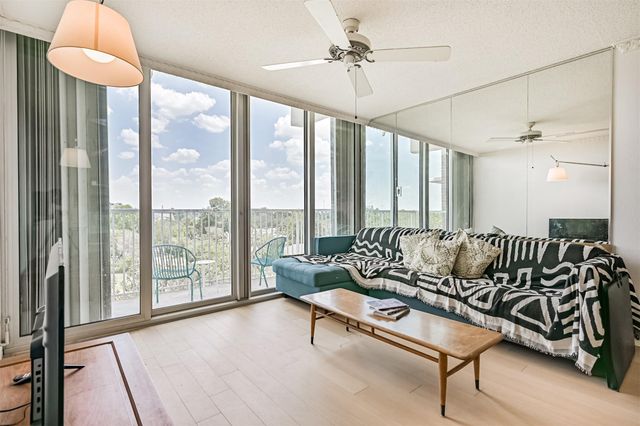 3614 Montrose Boulevard 505, Houston, TX 77006