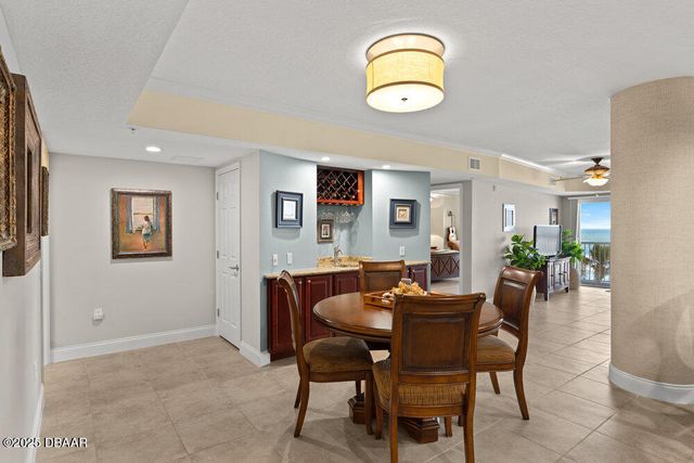 3811 S Atlantic Ave Unit 201, Daytona Beach Shores, FL 32118