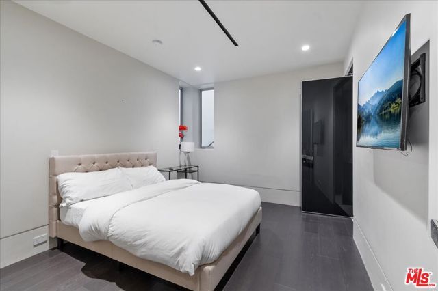 1620 Carla, Beverly Hills, CA 90210