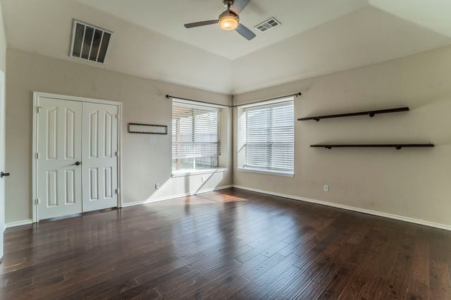 9 Losana Court, Mansfield, TX 76063