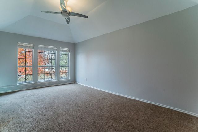 9 Losana Court, Mansfield, TX 76063