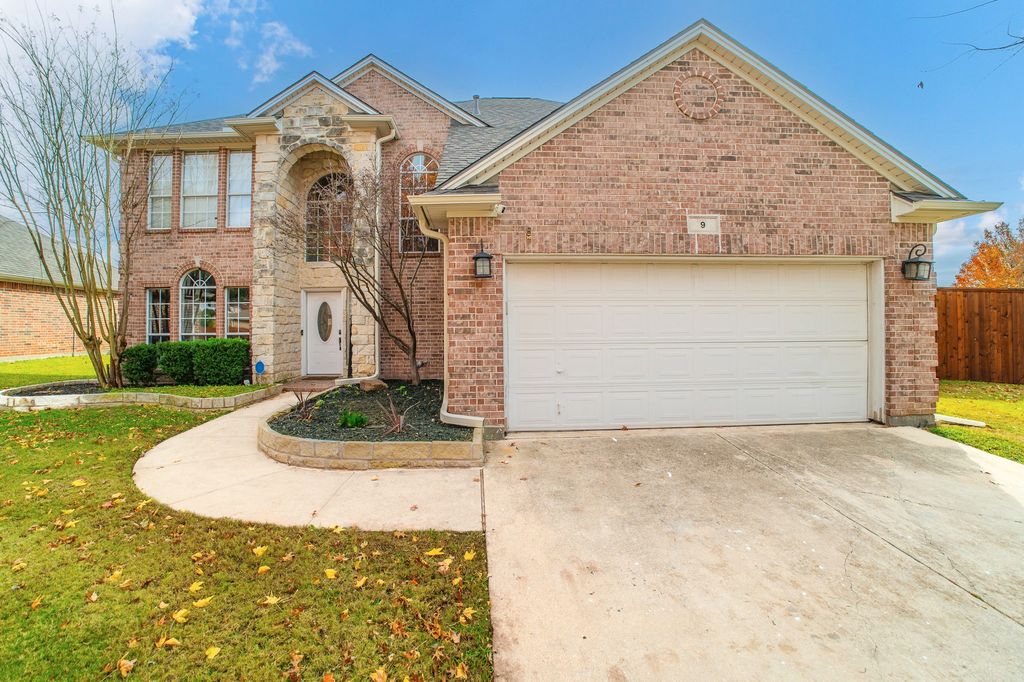 9 Losana Court, Mansfield, TX 76063