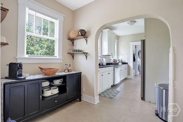 44 E 55th Street, Savannah, GA 31405