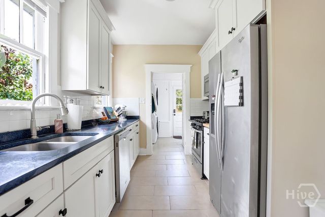 44 E 55th Street, Savannah, GA 31405