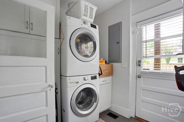 44 E 55th Street, Savannah, GA 31405