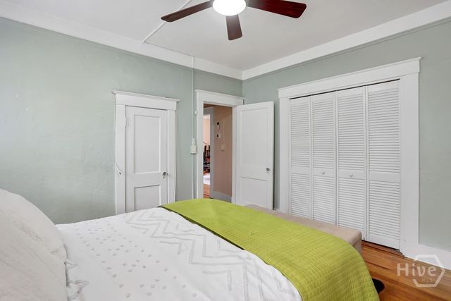 44 E 55th Street, Savannah, GA 31405