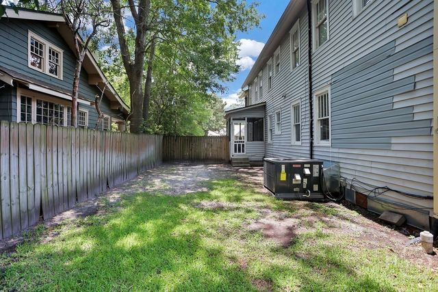 44 E 55th Street, Savannah, GA 31405