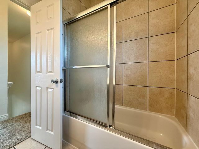 6916 Meador Ave B, Austin, TX 78752
