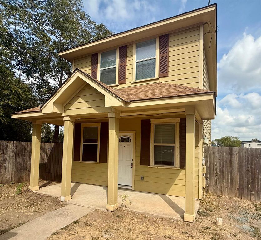 6916 Meador Ave B, Austin, TX 78752
