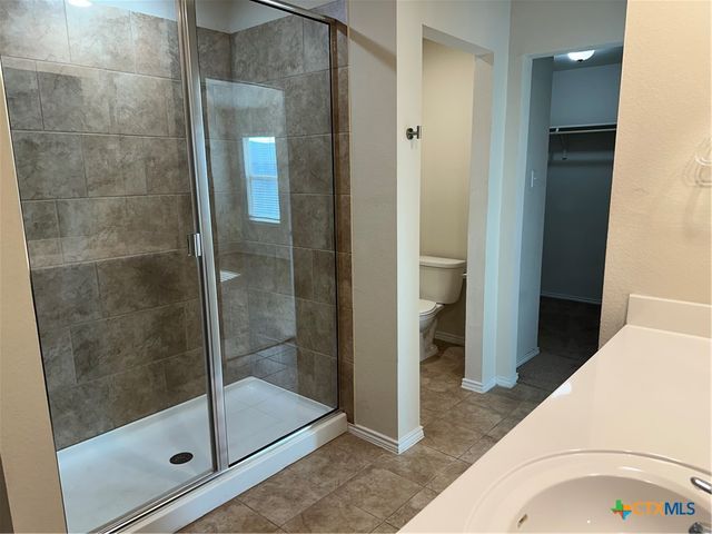 5802 Harriet Tubman Avenue, Killeen, TX 76543