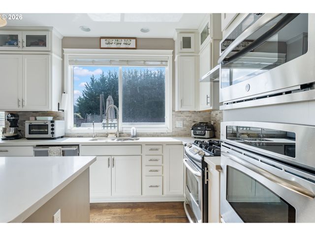 15002 90th St E, Puyallup, WA 98372