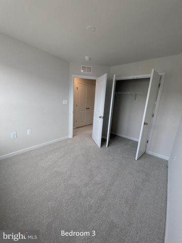 217 MONTEITH DR, Winchester, VA 22601