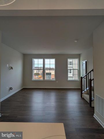 217 MONTEITH DR, Winchester, VA 22601