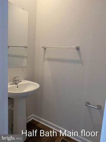 217 MONTEITH DR, Winchester, VA 22601