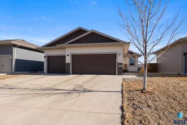 3000 S Richie Dr Drive, Sioux Falls, SD 57106