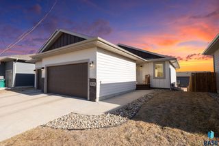 3000 S Richie Dr Drive, Sioux Falls, SD 57106