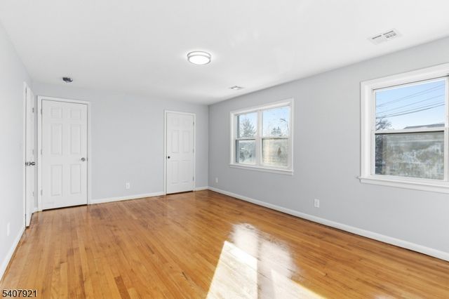 387 Broughton Ave, Bloomfield Twp., NJ 07003