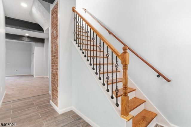 387 Broughton Ave, Bloomfield Twp., NJ 07003