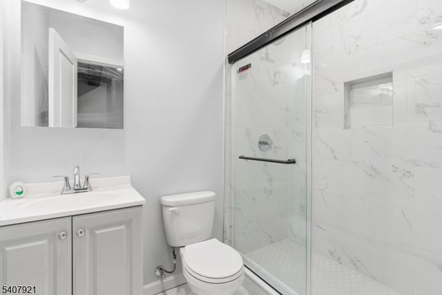 387 Broughton Ave, Bloomfield Twp., NJ 07003