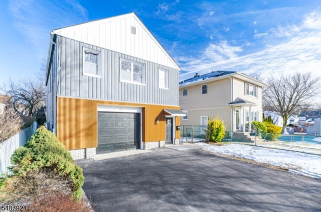 387 Broughton Ave, Bloomfield Twp., NJ 07003