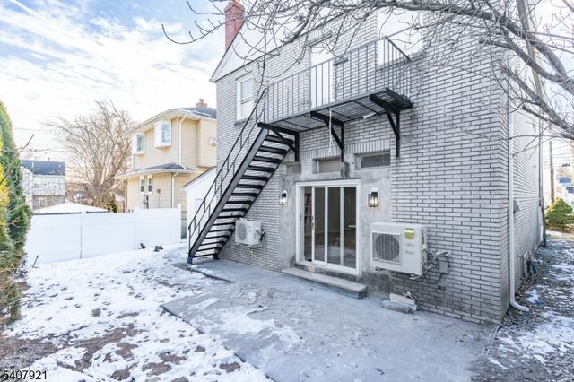 387 Broughton Ave, Bloomfield Twp., NJ 07003