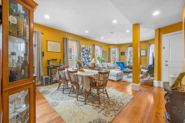 71 Romsey St 2, Boston, MA 02125