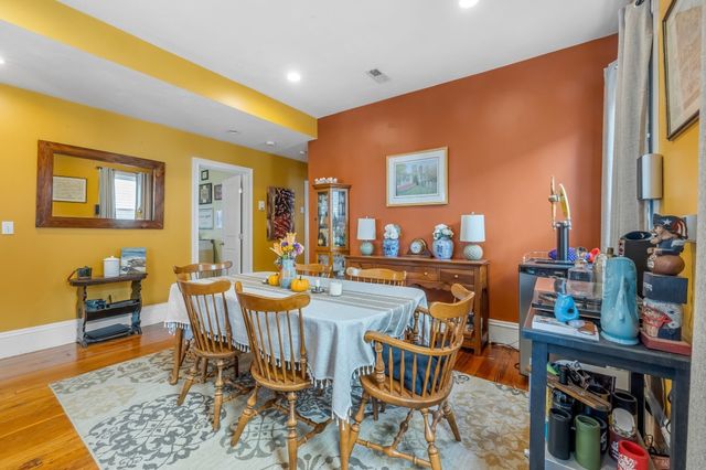 71 Romsey St 2, Boston, MA 02125