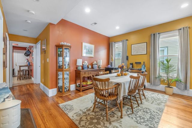 71 Romsey St 2, Boston, MA 02125