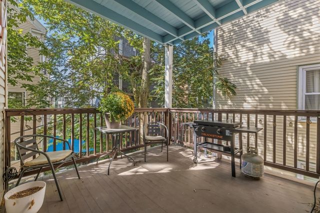 71 Romsey St 2, Boston, MA 02125