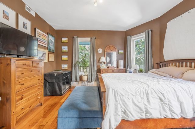 71 Romsey St 2, Boston, MA 02125