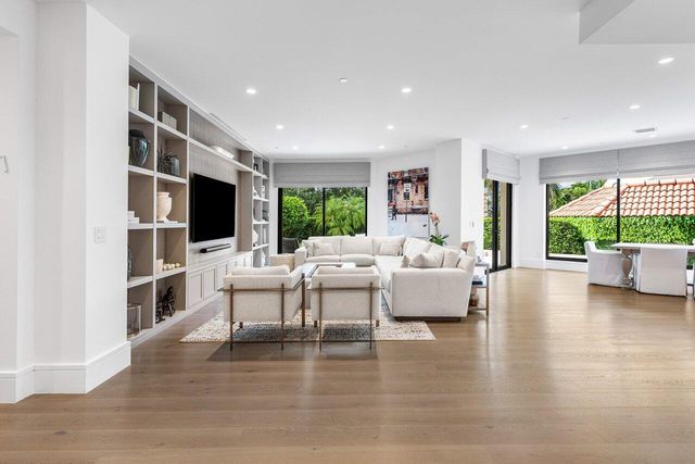 7383 Orangewood Lane 501, Boca Raton, FL 33433