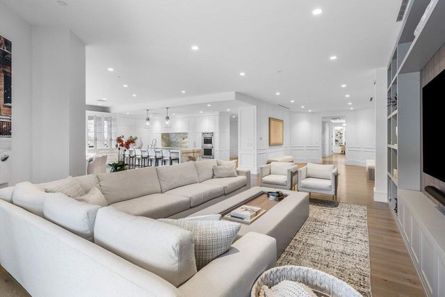 7383 Orangewood Lane 501, Boca Raton, FL 33433