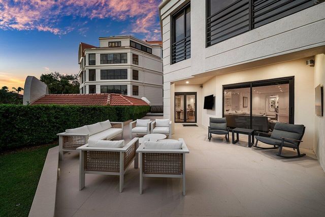 7383 Orangewood Lane 501, Boca Raton, FL 33433