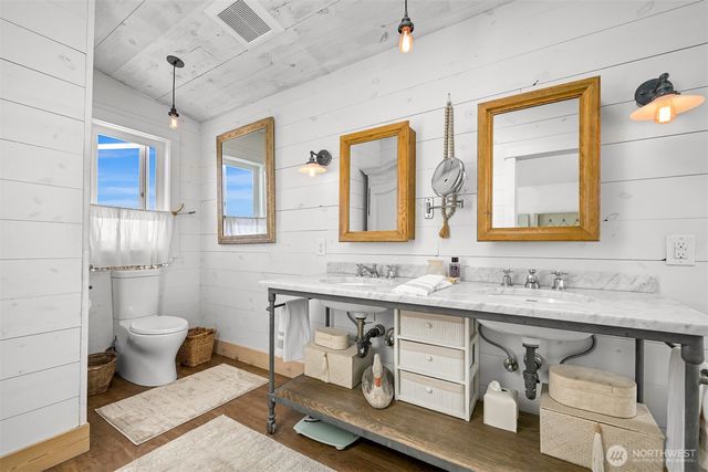 4348 Saltspring Drive, Ferndale, WA 98248
