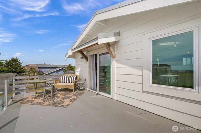 4348 Saltspring Drive, Ferndale, WA 98248