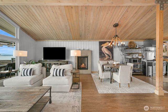4348 Saltspring Drive, Ferndale, WA 98248