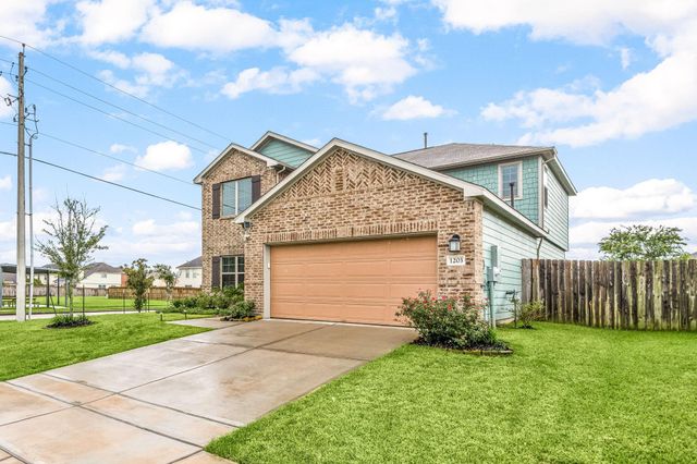 1203 Lancer Leap Drive, Alvin, TX 77511