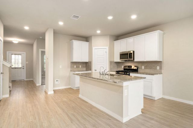 1203 Lancer Leap Drive, Alvin, TX 77511