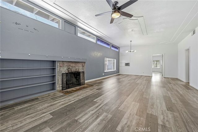 & 238 W 22nd, Merced, CA 95340